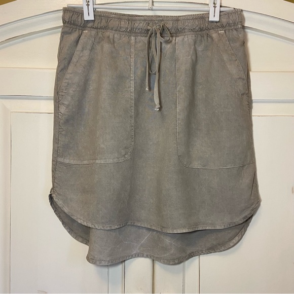 Bella Dahl Tencel High-Low Mini Skirt - Picture 8 of 15